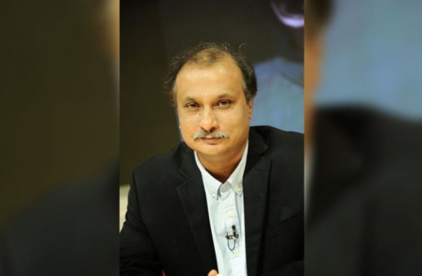 চাঁদাবাজির মামলায় গ্রেপ্তার দেখানো হলো একাত্তর টিভির সাবেক প্রধান সম্পাদক মোজাম্মেল বাবুকে