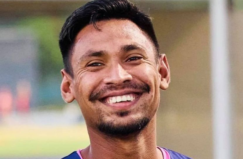 আইএল টি-টোয়েন্টিতে দল পেয়েছেন মুস্তাফিজ