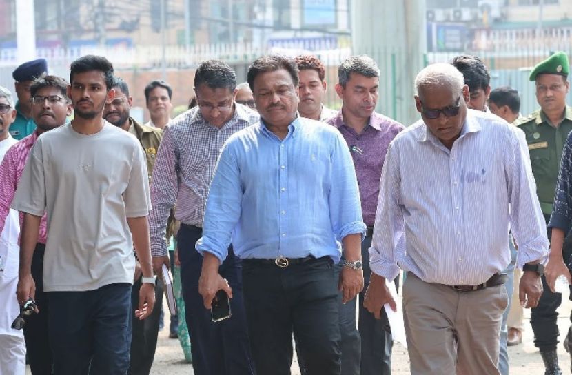 ক্রীড়া উপদেষ্টা আসিফই বলেছিলেন নির্বাচন করতে, দাবি ফারুকের