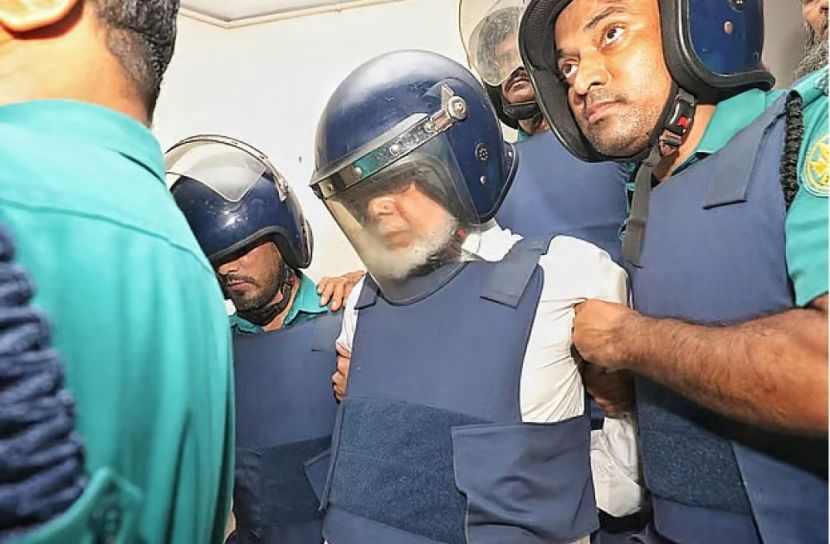 সাবেক প্রধান বিচারপতি খায়রুল হকের জামিন ও মামলা বাতিলের আবেদনের শুনানি পেছাল