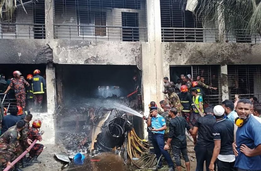 মাইলস্টোনে যুদ্ধবিমান বিধ্বস্তের এক মাস পর তাসনিয়ার মৃত্যু