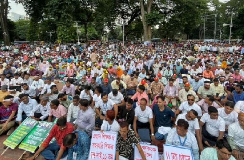 দাবি না মানলে সর্বাত্মক আন্দোলনের হুঁশিয়ারি প্রাথমিক শিক্ষকদের