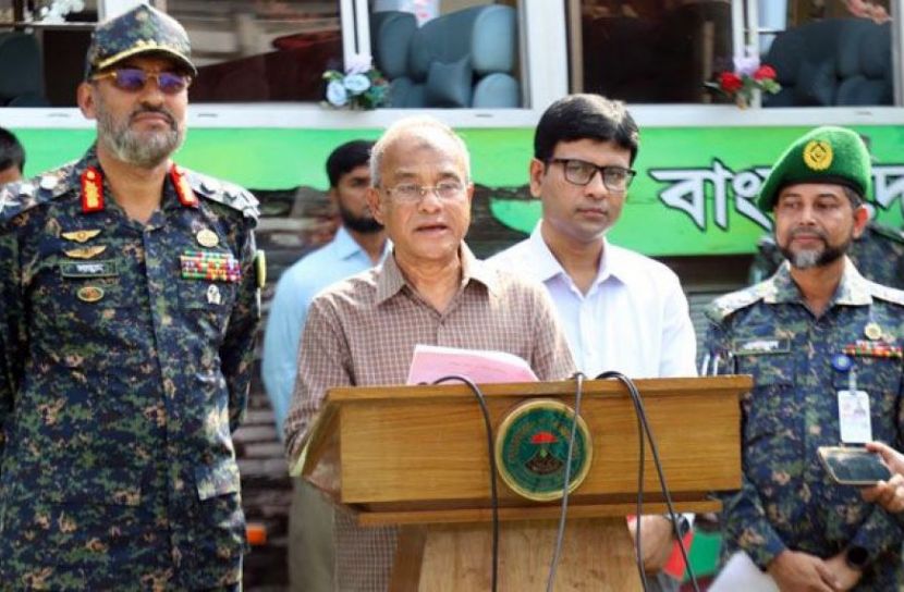 প্রতি ভোটকেন্দ্রে অস্ত্রসহ আনসার মোতায়েনের ঘোষণা দিলেন স্বরাষ্ট্র উপদেষ্টা