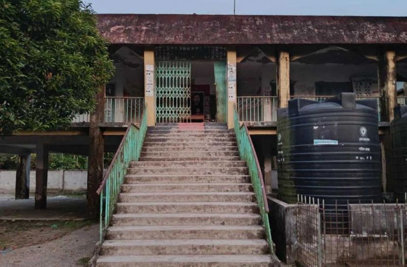 মোরেলগঞ্জে ইউপি চেয়ারম্যানের অনুপস্থিতিতে দুর্ভোগে ইউনিয়নবাসী