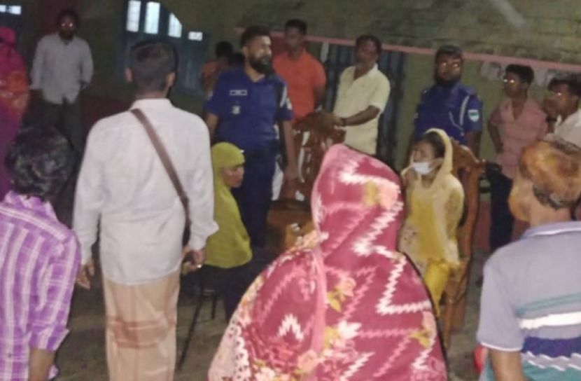 বাগেরহাটে গৃহবধূর অর্ধগলিত মরদেহ উদ্ধার, স্বামী পলাতক