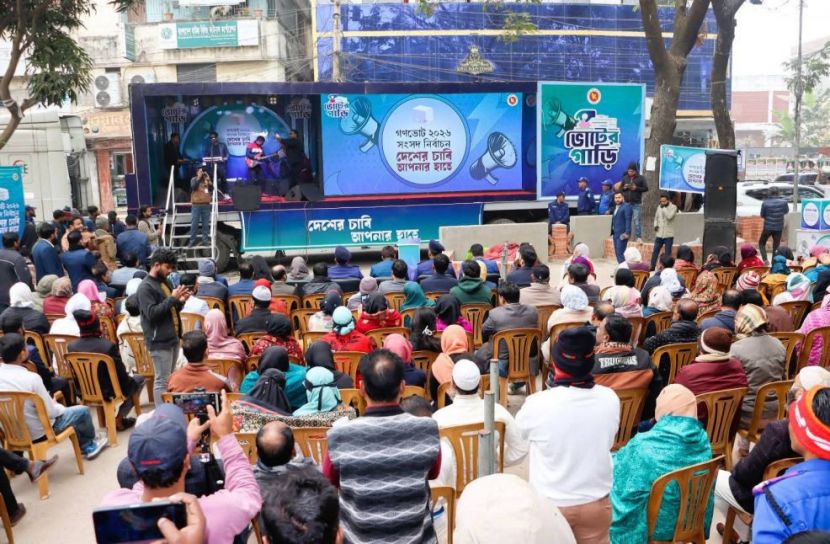 মুন্সীগঞ্জে ভোটের গাড়ি ‘সুপার ক্যারাভান’