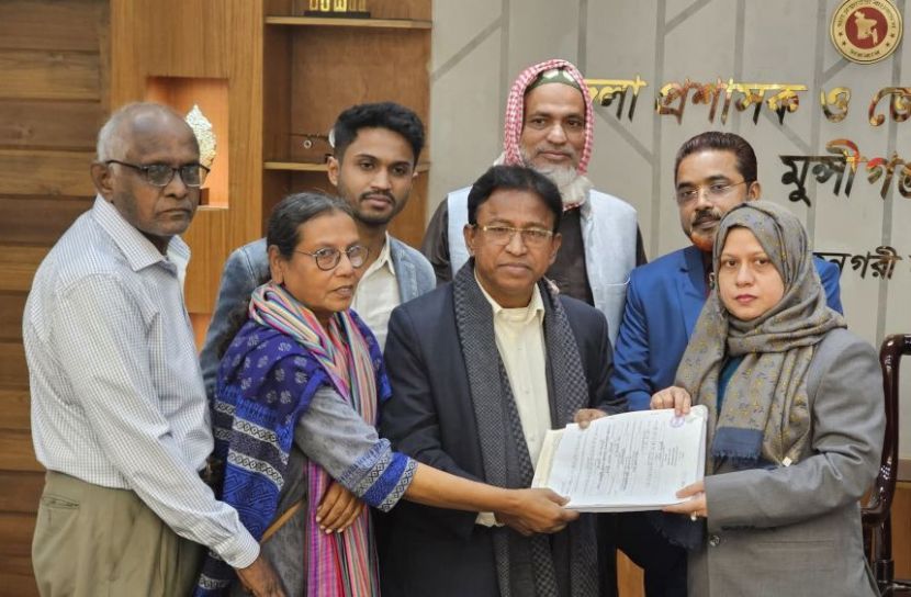 মুন্সীগঞ্জ-৩ আসনে মনোনয়নপত্র জমা দিলেন সিপিবি প্রার্থী শ. ম. কামাল হোসেন