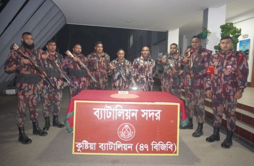 কুষ্টিয়ায় যাত্রীবাহী বাস থেকে বিপুল পরিমাণ ইয়াবা উদ্ধার