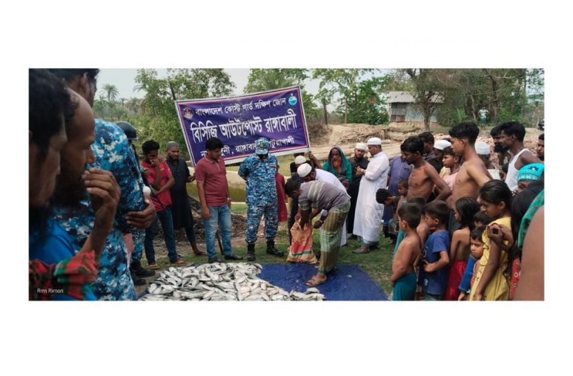 রাঙ্গাবলীতে কোস্ট গার্ডের অভিযানে ২৮০ কেজি অবৈধ ইলিশ জব্দ