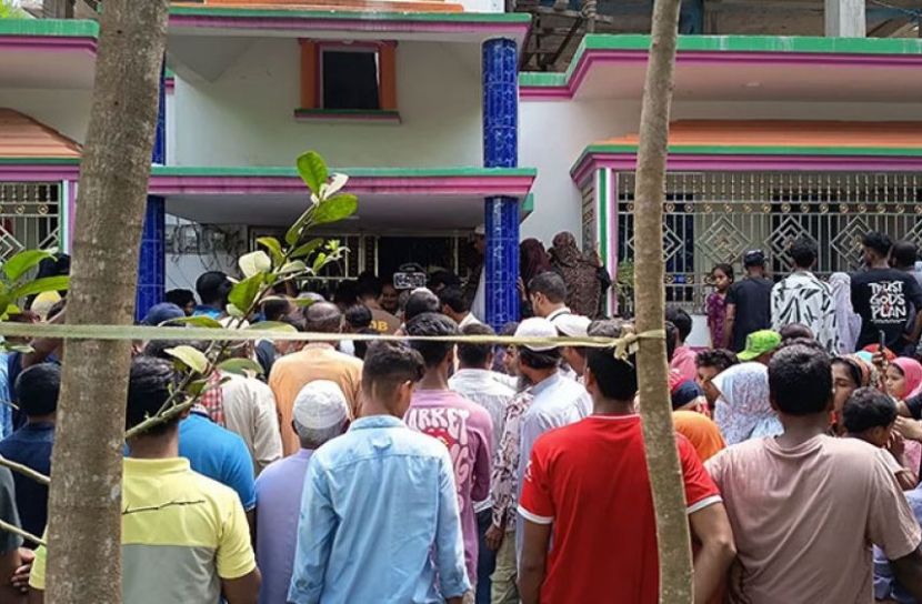 গাজীপুরে একই পরিবারের তিন শিশুসহ পাঁচজনকে গলা কেটে হত্যা