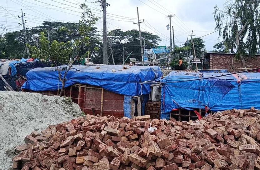 কুঁড়েঘরে এসি-সিসি ক্যামেরা, মাদক ব্যবসায়ীর রাজকীয় আস্তানা!