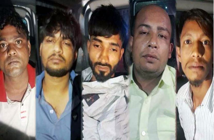 আদাবরে ‘কবজি কাটা’ গ্রুপের ৫ সদস্য গ্রেফতার