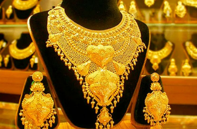 ভ্যাটসহ সোনার নতুন দাম নির্ধারণ করেছে বাজুস