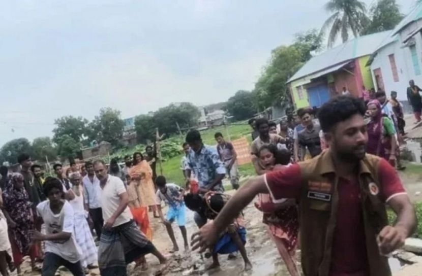 ভ্রাম্যমাণ আদালত থেকে আসামি ছিনতাই