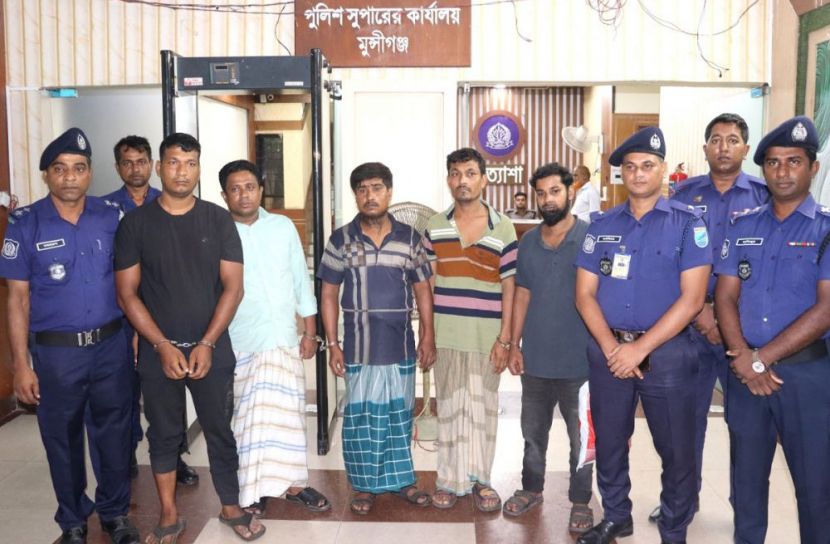 গজারিয়াতে কনস্ট্রাকশন সাইটে সংঘবদ্ধ ডাকাতি, গ্রেপ্তার ১৯