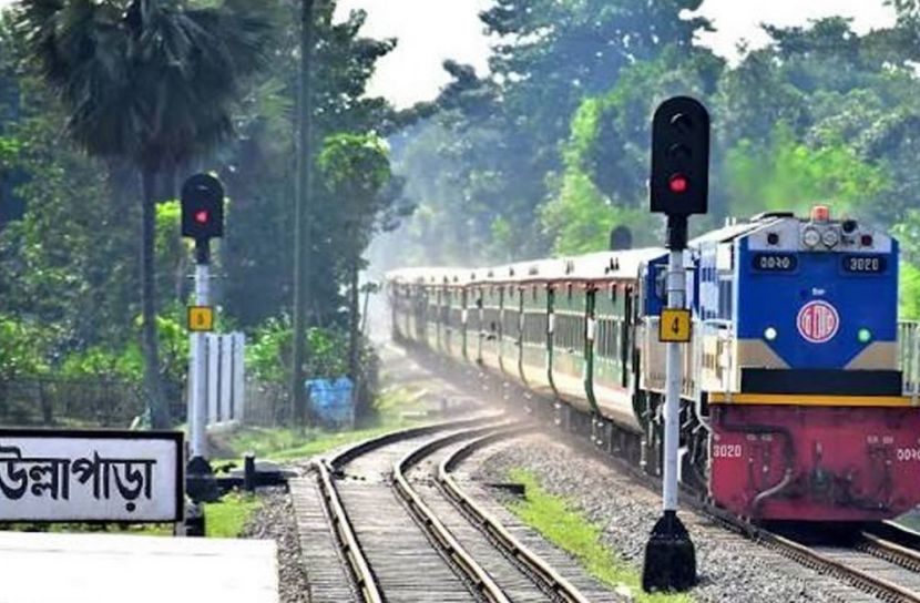 উল্লাপাড়ায় রেলওয়ের অনিয়ম ধামাচাপা দেওয়ার চেষ্টা!