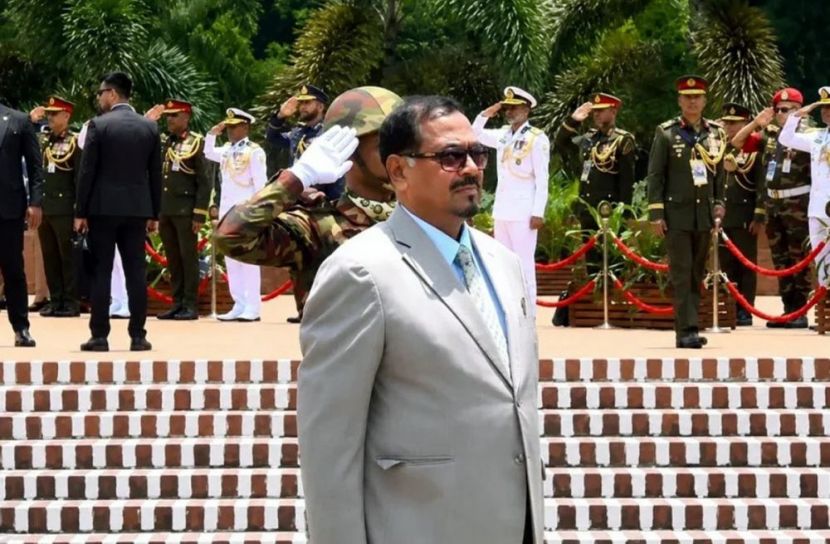 জাতীয় স্মৃতিসৌধে ভারপ্রাপ্ত রাষ্ট্রপতির শ্রদ্ধা নিবেদন