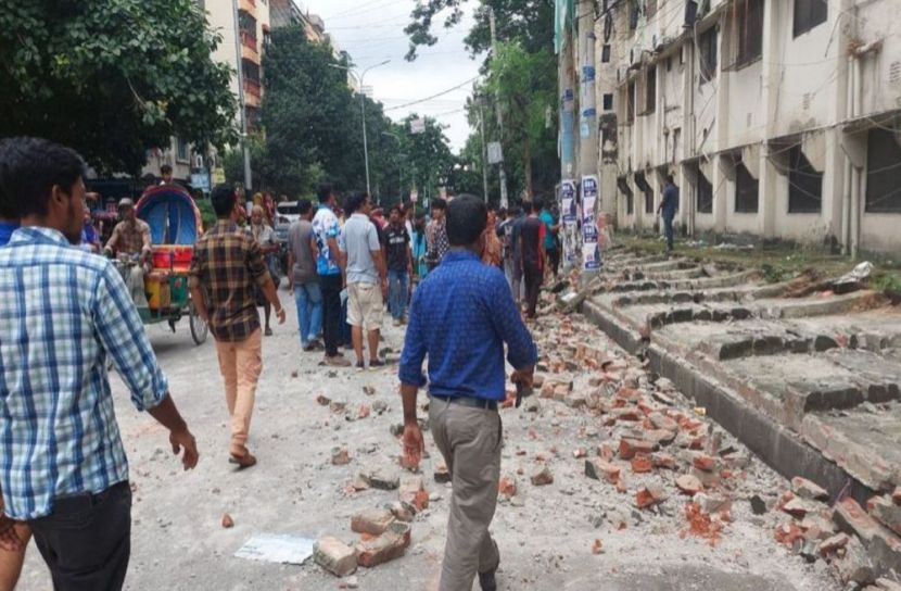 টিসিবির পণ্য নিতে এসে দেয়াল ধসে নিহত ১