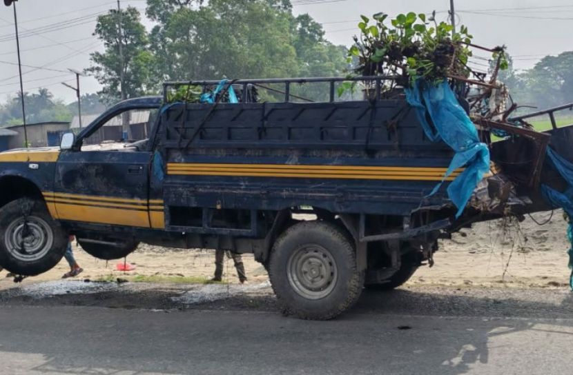 হবিগঞ্জে বাস-পিকআপ সংঘর্ষে নিহত ৩