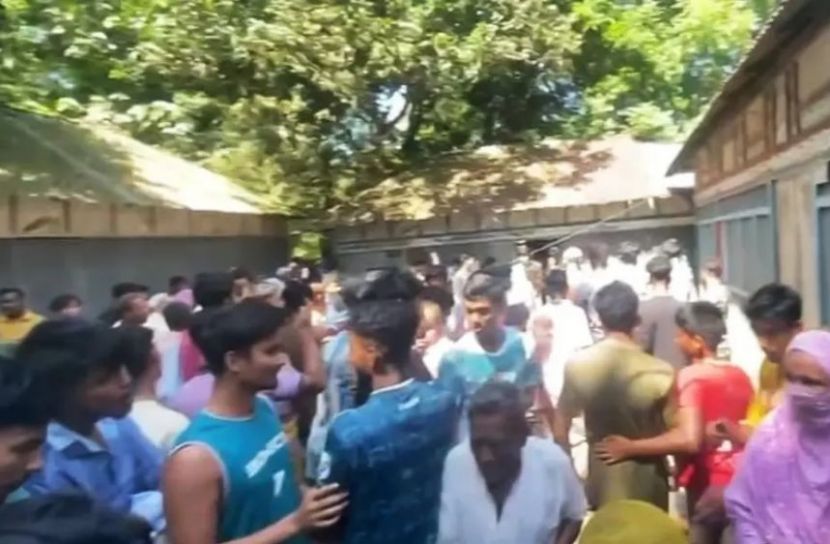 কুমিল্লায় মা-ভাতিজিকে কুপিয়ে হত্যা, যুবক আটক