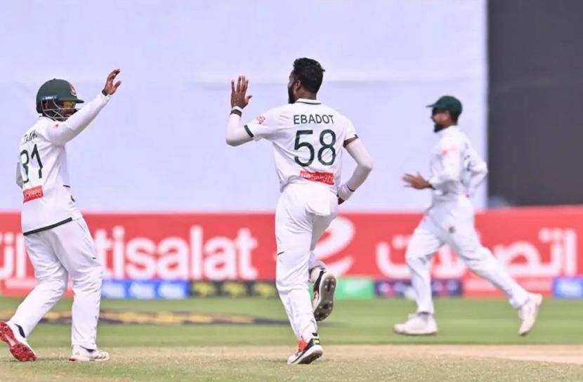 রোমাঞ্চকর শেষ বিকেলে জয় পেতে লড়ছে বাংলাদেশ