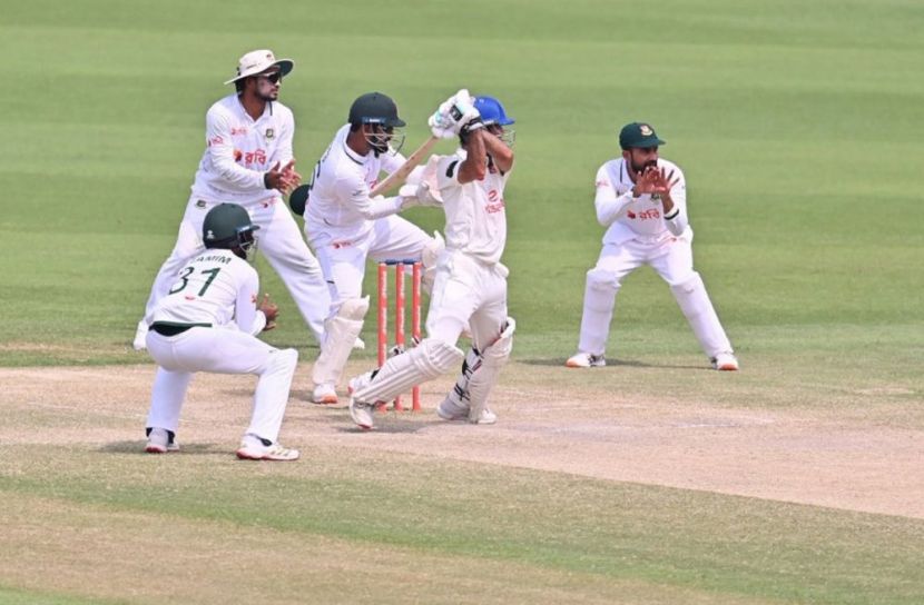 জয়ের গন্ধ পেয়েও জিততে পারল না বাংলাদেশ, রুদ্ধশ্বাস ড্রয়ে শেষ লড়াই