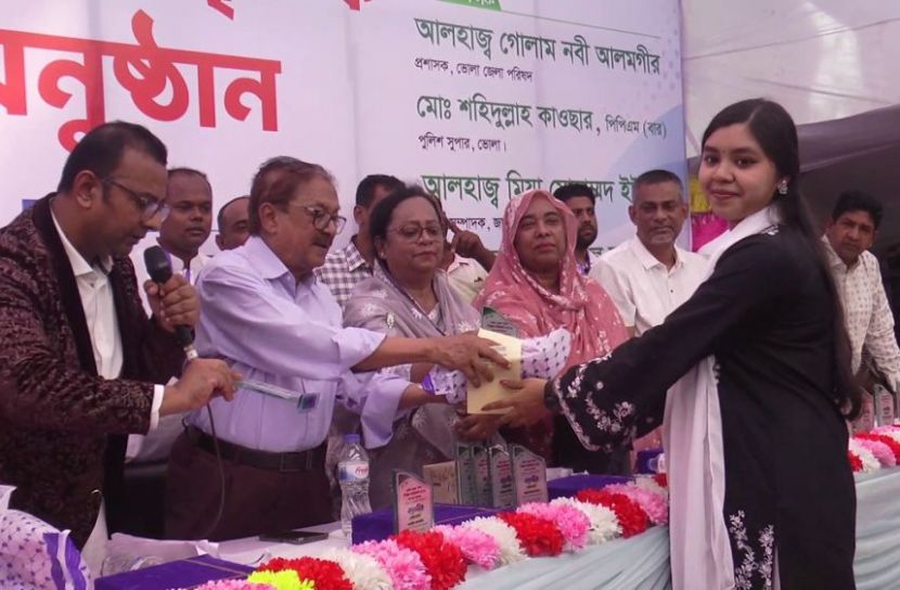 ভোলায় জিপিএ-৫ পাওয়া শিক্ষার্থীদেরকে সংবর্ধনা  