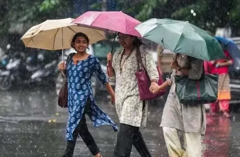 Low Pressure May Form Over Bay, Rain Likely for 5 Days