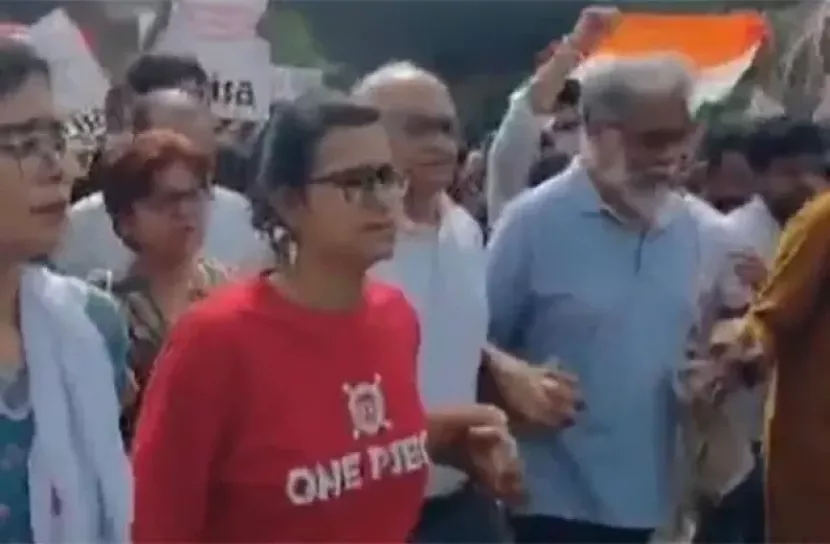Delhi protest: Student leader Neha Bora detained