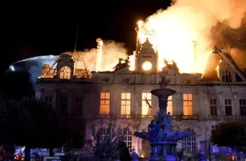 France protests: Partial curfews announced in several major cities