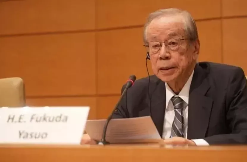 Former Japan PM Yasuo Fukuda dies at 90