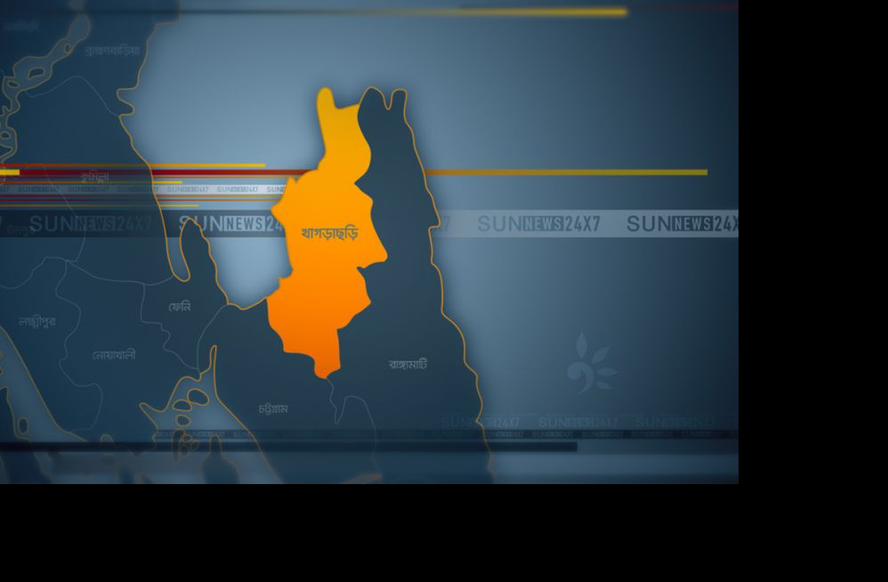 খাগড়াছড়িতে ছাত্রলীগের পর্যটকবাহী গাড়িসহ ৪ গাড়ি ভাঙচুর