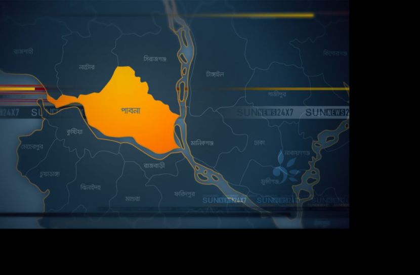 পাবনায় ট্রাকের ধাক্কায় একই পরিবারের ৩ জনসহ নিহত ৪